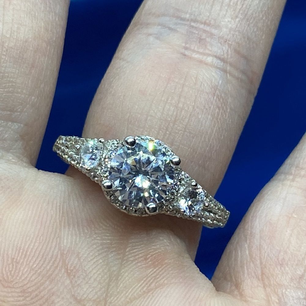 💛 925 Fancy CZ Princess Ring - Picture 3 of 5